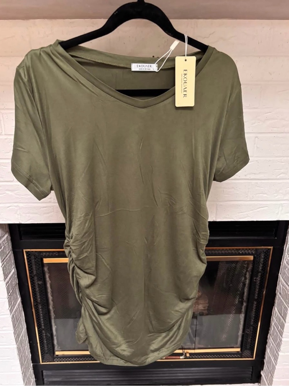 Ekouaer Maternity Olive Green V-Neck Short Sleeve Ruched Tee
